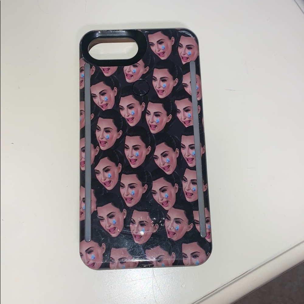 LuMee Kimoji light up phone case